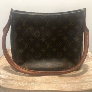 Louis Vuitton looping bag